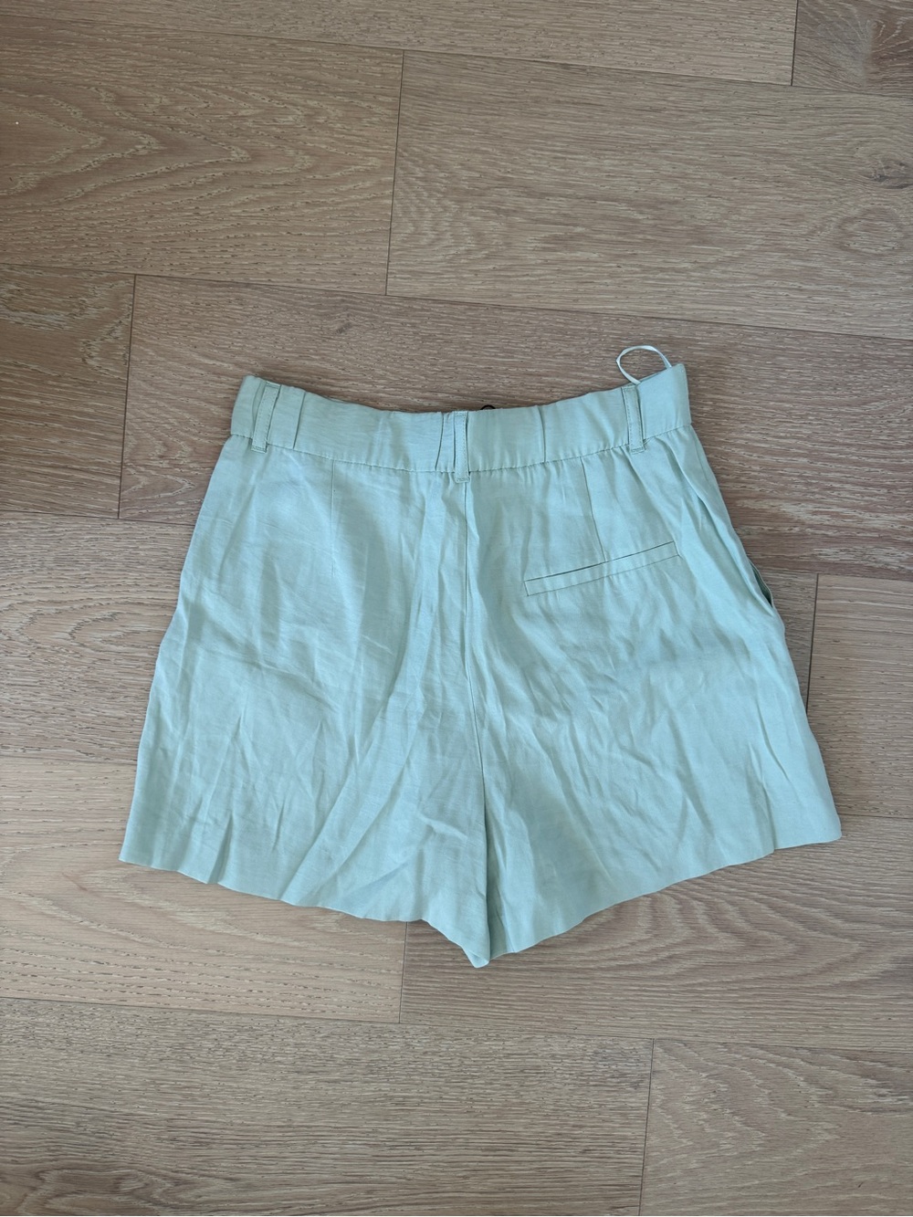 ZARA Green High Rise Bermuda Shorts Pleated Pockets Women M - Picture 2 of 5